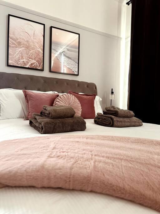 The Retreat - Large Luxury Apartment, Two Mins From Beach Bournemouth Luaran gambar