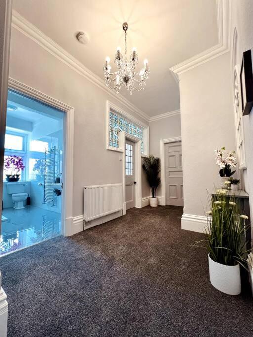 The Retreat - Large Luxury Apartment, Two Mins From Beach Bournemouth Luaran gambar