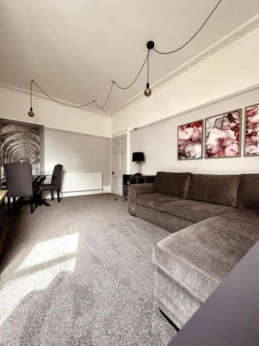 The Retreat - Large Luxury Apartment, Two Mins From Beach Bournemouth Luaran gambar